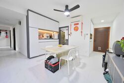 The Esparis (D18), Condominium #572147791